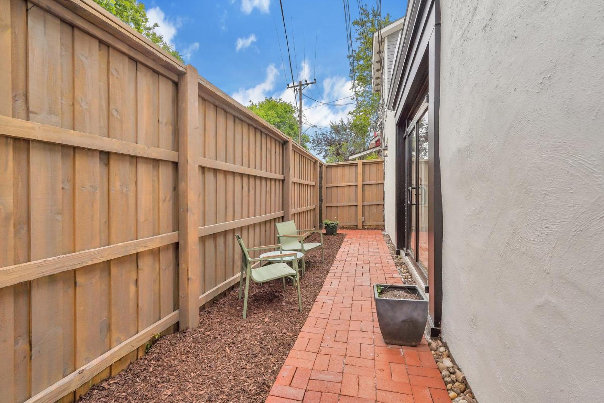 فيلا The Lincoln Loft, Near Forsyth Park With Free Parking سافانا المظهر الخارجي الصورة