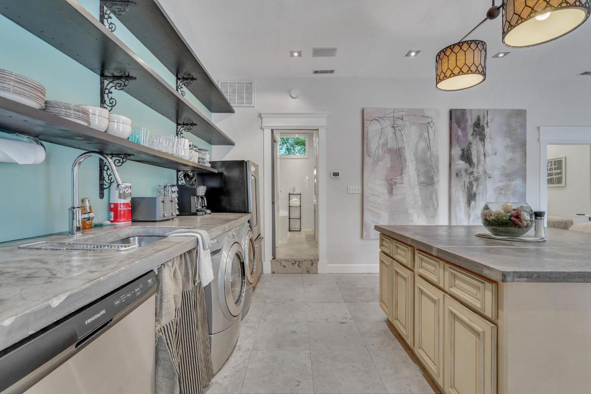 فيلا The Lincoln Loft, Near Forsyth Park With Free Parking سافانا المظهر الخارجي الصورة