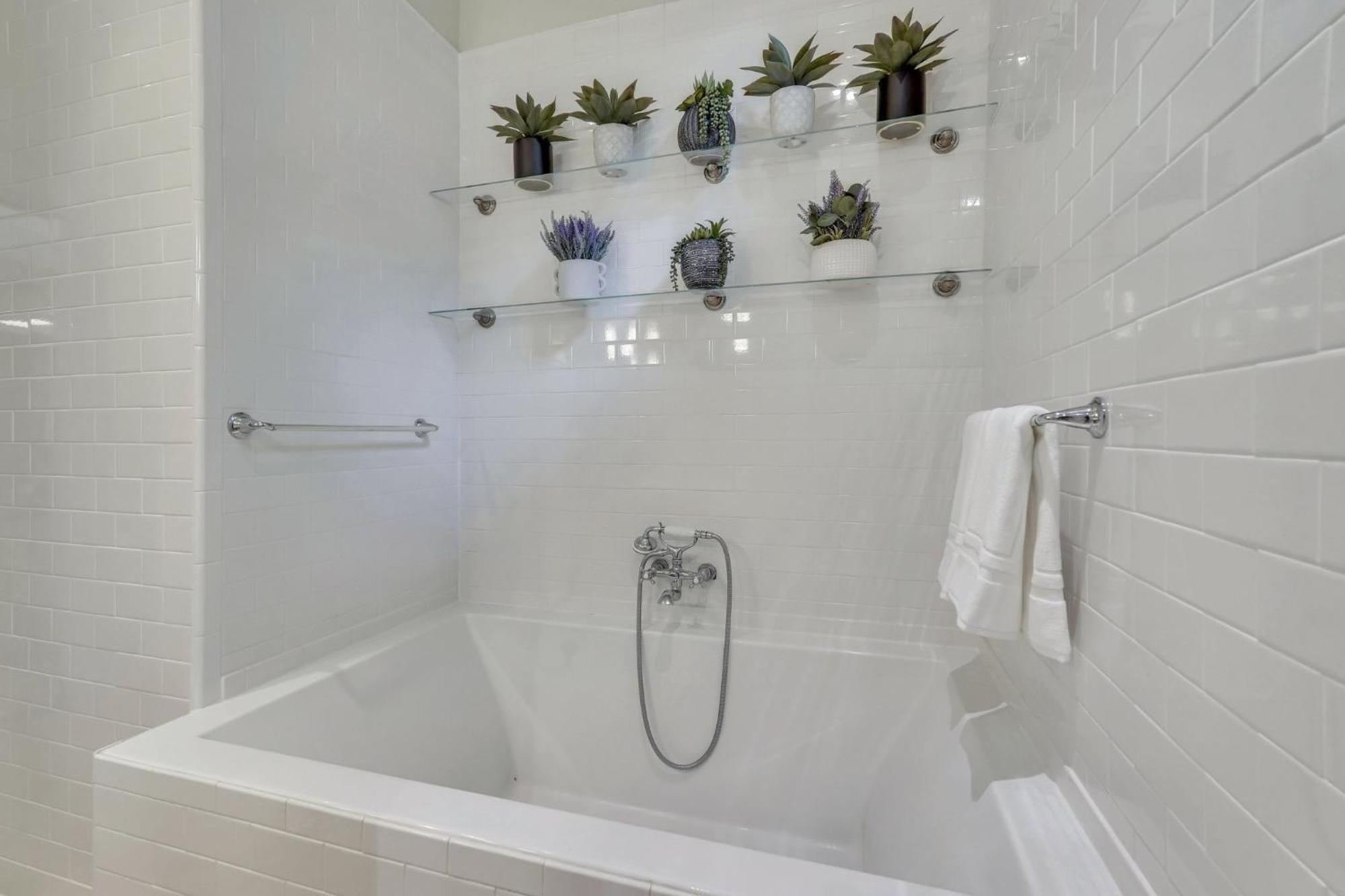 فيلا The Lincoln Loft, Near Forsyth Park With Free Parking سافانا المظهر الخارجي الصورة