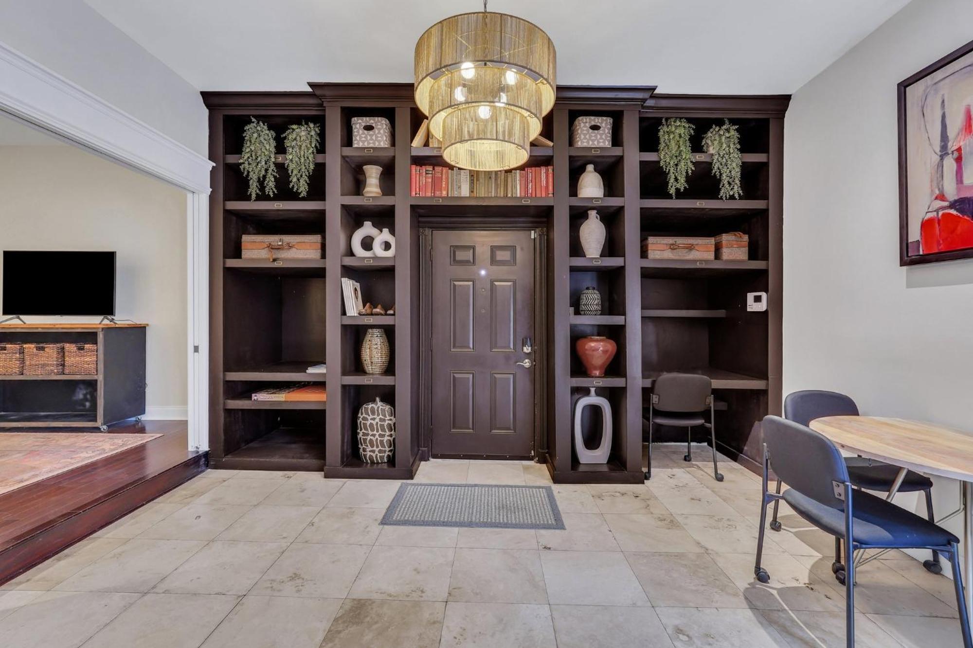 فيلا The Lincoln Loft, Near Forsyth Park With Free Parking سافانا المظهر الخارجي الصورة